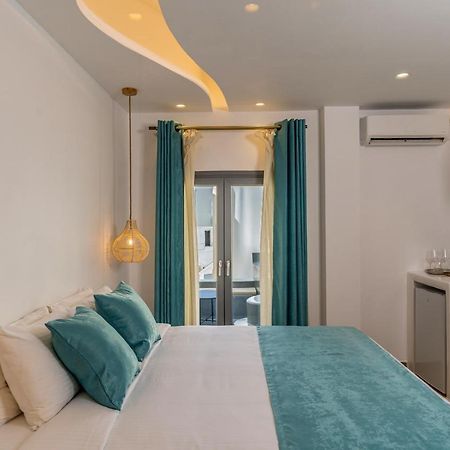 คาเฟียริส อพาร์ตเมนต์ - ออน เดอะ คลิฟ Aparthotel ฟิรอสเตฟานี ภายนอก รูปภาพ