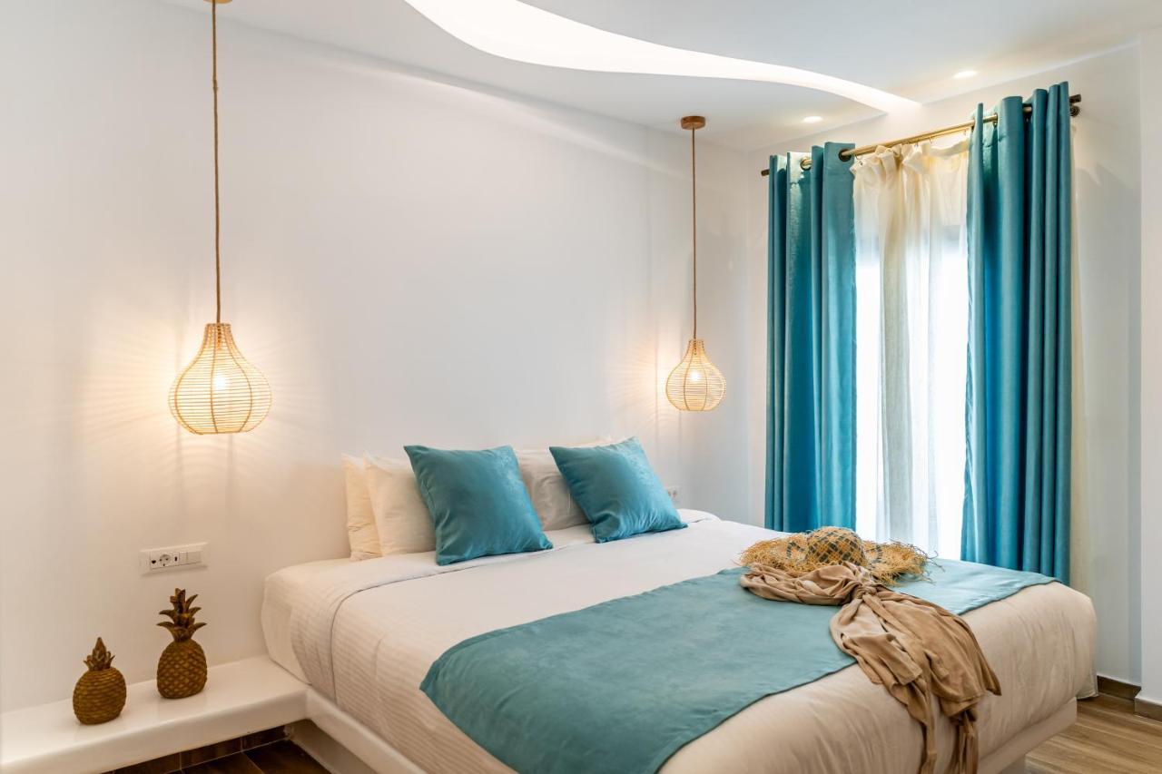 คาเฟียริส อพาร์ตเมนต์ - ออน เดอะ คลิฟ Aparthotel ฟิรอสเตฟานี ภายนอก รูปภาพ