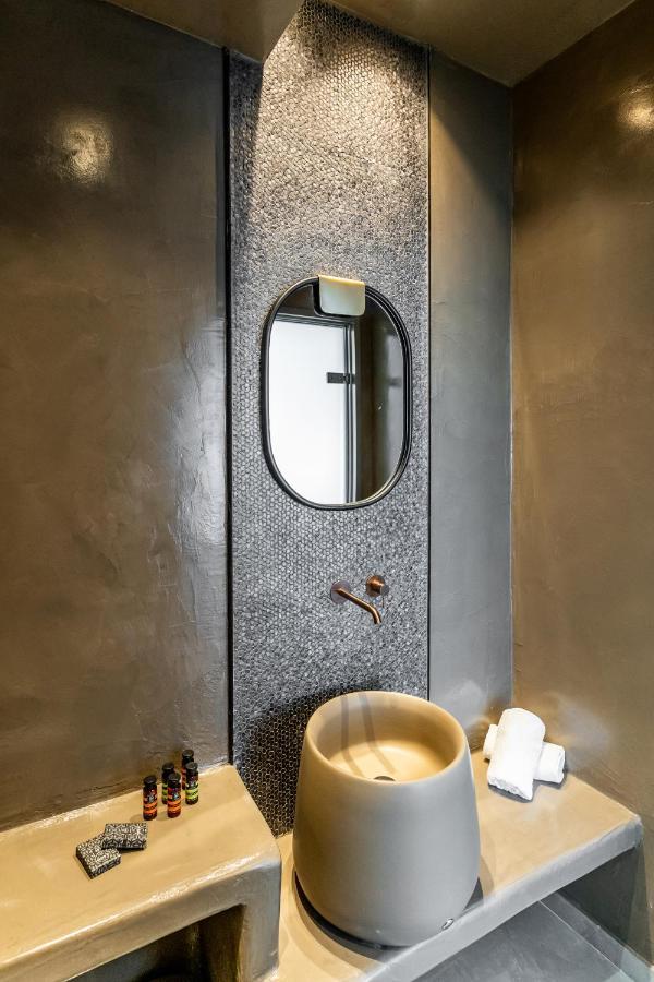 คาเฟียริส อพาร์ตเมนต์ - ออน เดอะ คลิฟ Aparthotel ฟิรอสเตฟานี ภายนอก รูปภาพ